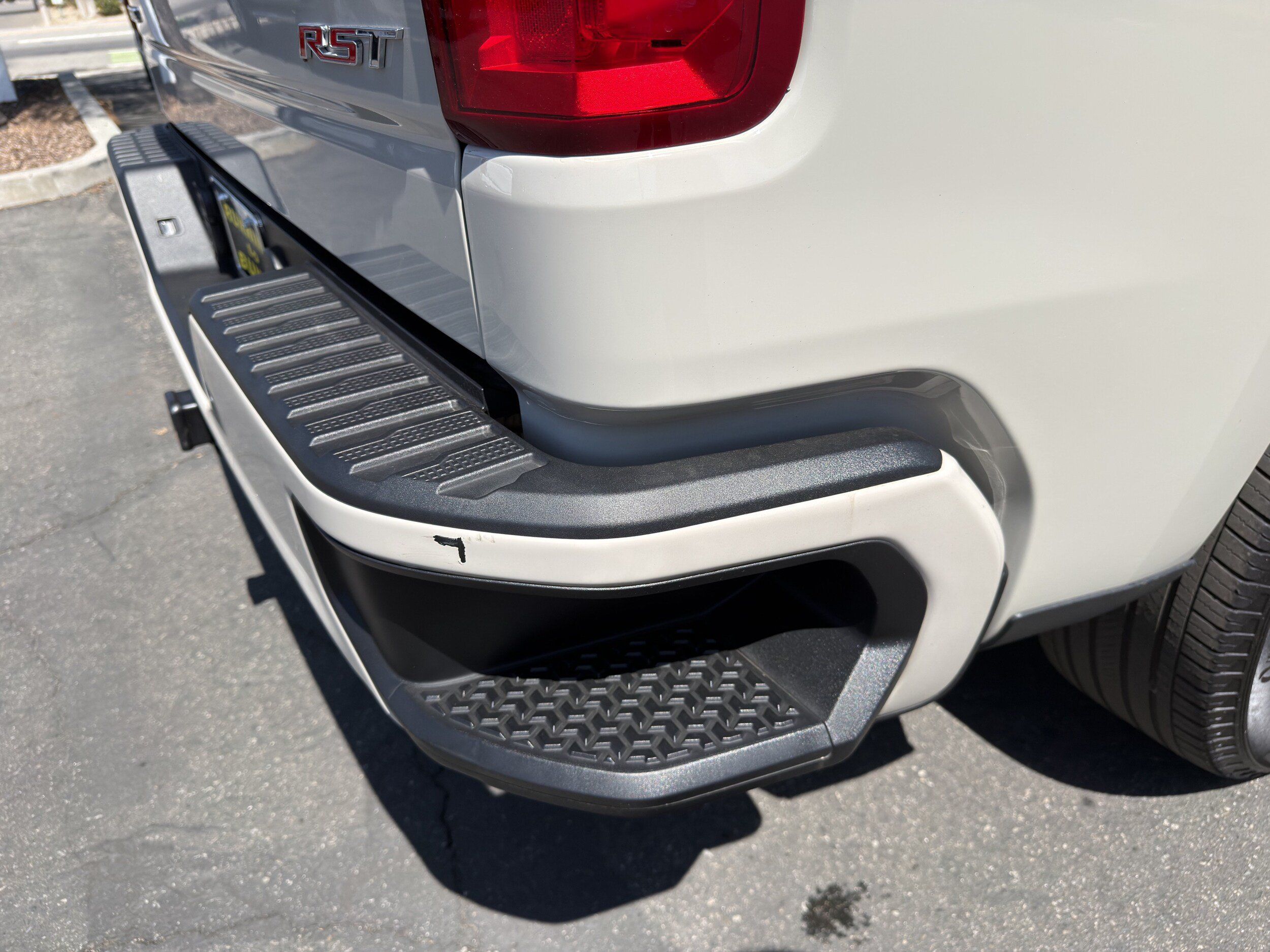Used 2026 Chevrolet Silverado 1500 RST RWD image 14