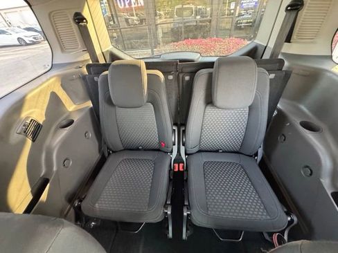 Used 2020 Ford Transit Connect XLT image 19