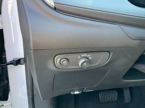 New 2026 Buick Encore GX Sport Touring image 5