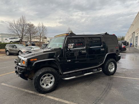 Used 2005 HUMMER H2 w/ Preferred Equipment Group image 8