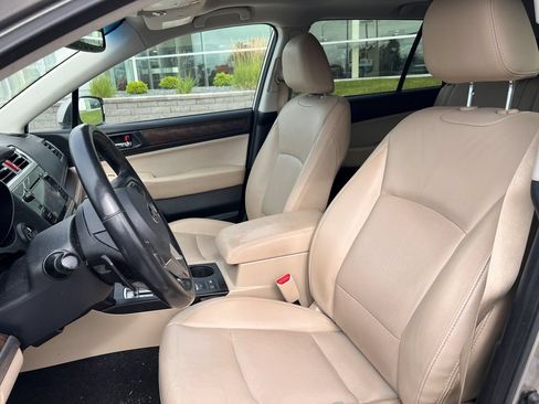 Used 2015 Subaru Outback 2.5i Limited AWD/4WD image 10