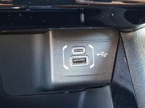 New 2026 Jeep Compass Limited image 18