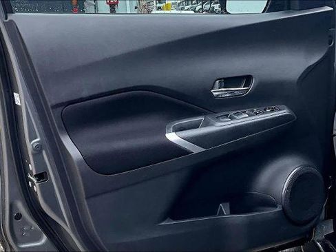 Certified 2023 Nissan Kicks SV image 20