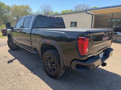 Used 2021 GMC Sierra 2500 Denali w/ Denali Black Diamond Edition image 6