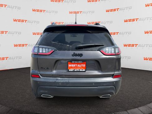 Used 2019 Jeep Cherokee Latitude Plus image 4