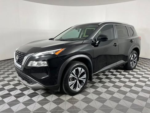 Used 2023 Nissan Rogue SV w/ SV Premium B Package FWD image 6
