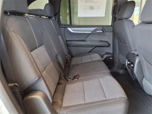 New 2026 GMC Acadia Elevation image 8