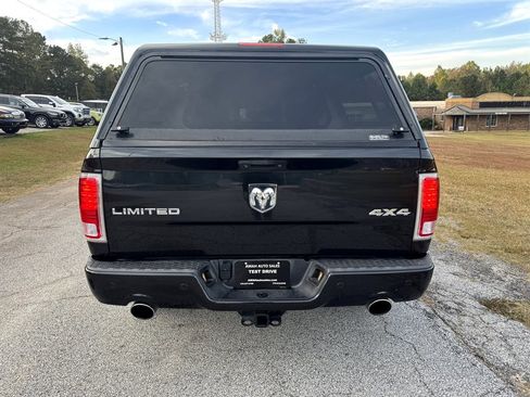 Used 2015 RAM 1500 Limited image 9