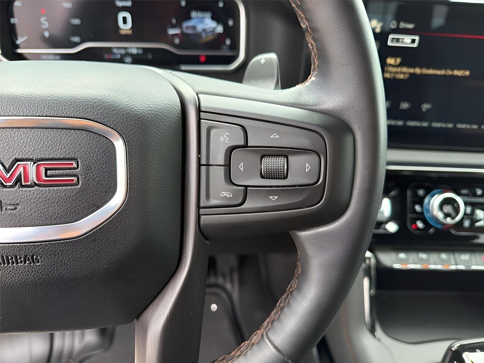 Used 2024 GMC Sierra 1500 AT4 w/ AT4 Premium Package AWD/4WD image 19