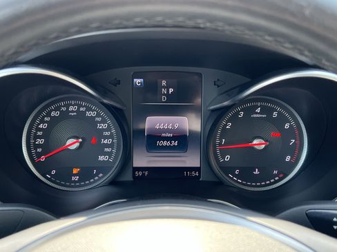 Certified 2018 Mercedes-Benz C 300 4MATIC Sedan image 21