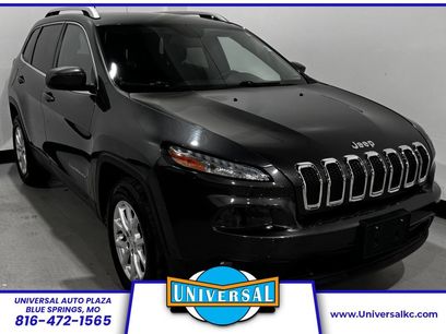 Used 2017 Jeep Cherokee Latitude w/ Cold Weather Group