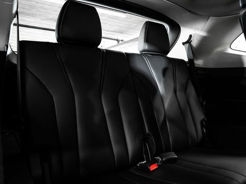 Used 2023 Acura MDX SH-AWD w/ Technology Package image 32
