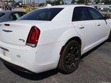 Used 2019 Chrysler 300 S image 3