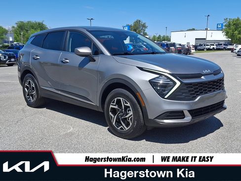 Certified 2024 Kia Sportage LX AWD/4WD image 1