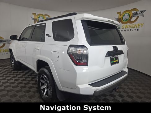 Used 2022 Toyota 4Runner TRD Off-Road Premium image 6
