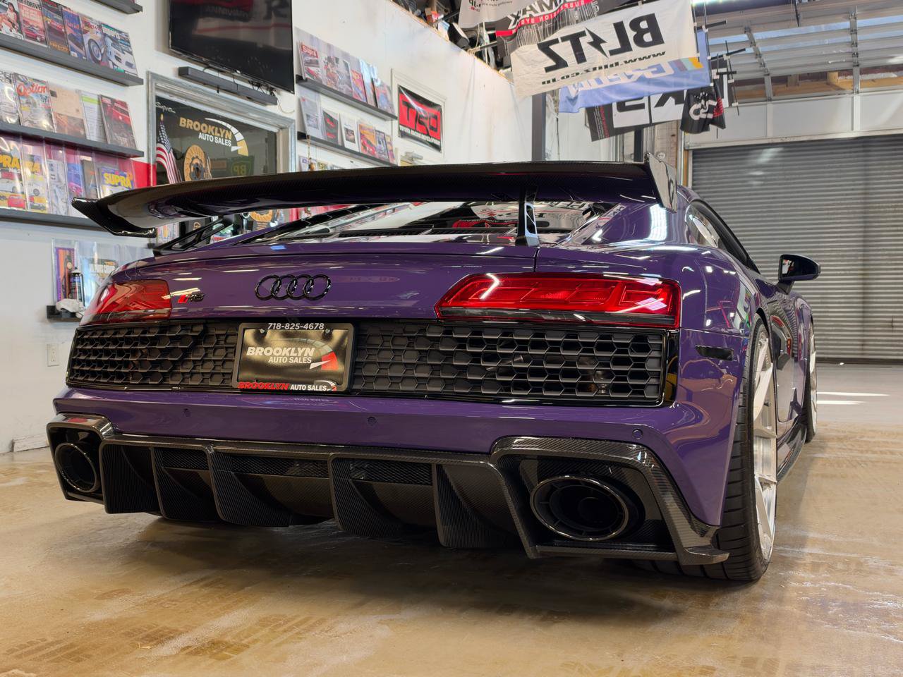 Used 2022 Audi R8 V10 performance RWD image 7