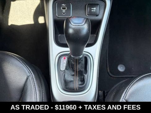 Used 2020 Jeep Compass Latitude FWD image 24