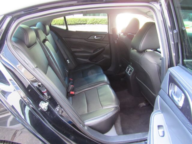 Used 2019 Nissan Maxima 3.5 SV w/ Floor Mat Group FWD image 27