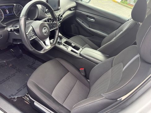 Used 2022 Nissan Sentra SV image 8