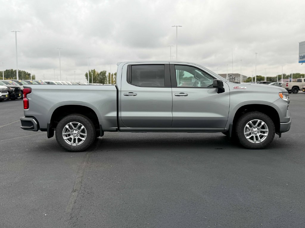 New 2026 Chevrolet Silverado 1500 RST AWD/4WD image 5