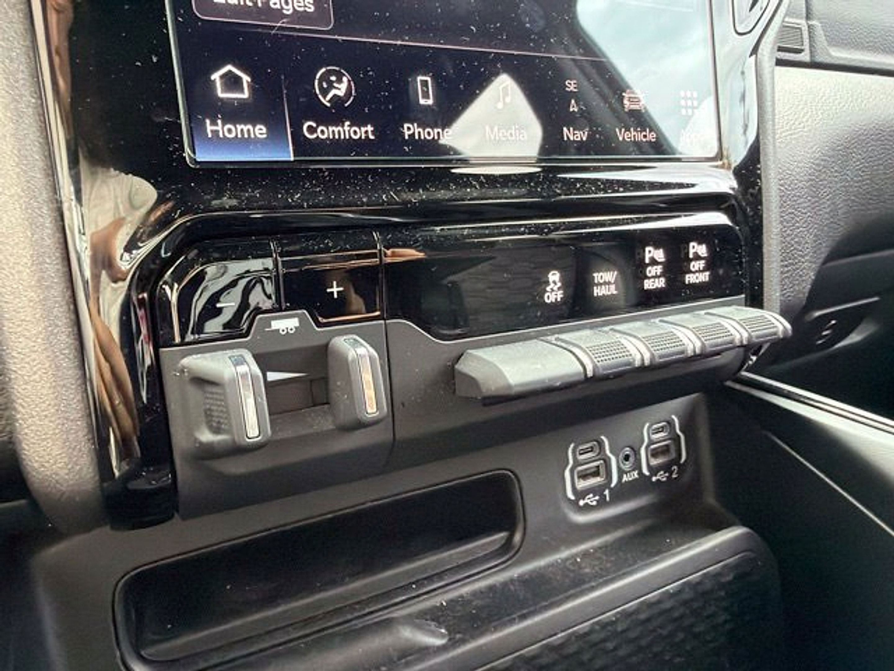 Used 2024 RAM 1500 Big Horn AWD/4WD image 18