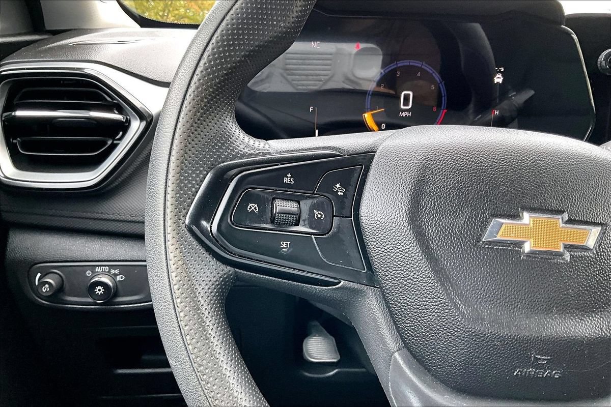 Used 2024 Chevrolet TrailBlazer LT FWD image 22