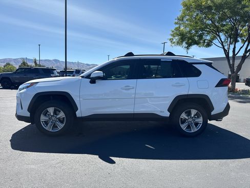 Certified 2024 Toyota RAV4 XLE AWD/4WD image 4