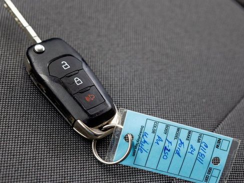 Used 2024 Ford F250 XL w/ XL Chrome Package image 22