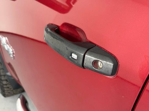 Used 2020 Chevrolet Silverado 2500 LT w/ Texas Edition image 12