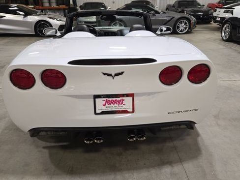 Used 2013 Chevrolet Corvette Grand Sport w/ 2LT Preferred Equipment Group image 4
