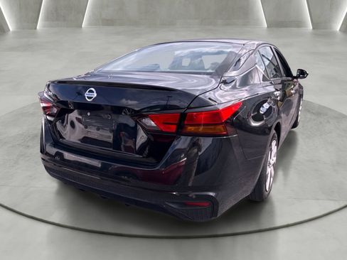 Used 2021 Nissan Altima 2.5 S w/ Driver Assist Package FWD image 3