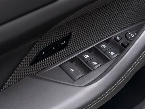 Used 2024 BMW M4 xDrive Competition w/ Executive Package image 12