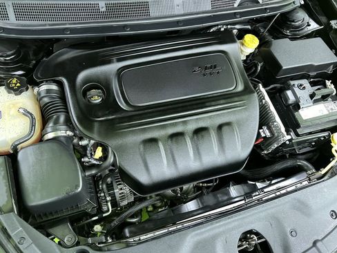 Used 2016 Dodge Dart SE w/ Convenience Group FWD image 27