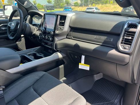 New 2025 RAM 1500 Big Horn image 23