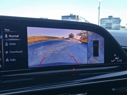 Used 2024 Cadillac Escalade V w/ LPO, ONYX Package image 20