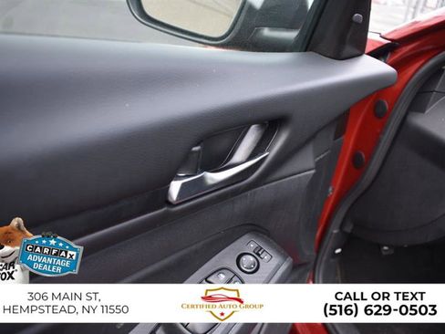 Used 2025 Nissan Altima 2.5 SV image 13