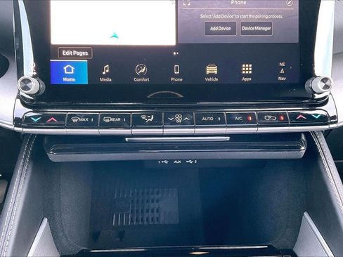 New 2026 Jeep Grand Wagoneer Limited AWD/4WD image 19
