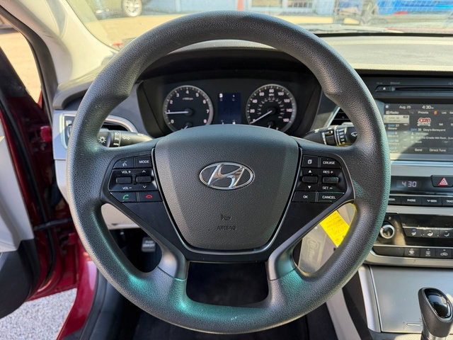 Used 2016 Hyundai Sonata SE FWD image 20