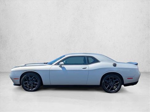Used 2019 Dodge Challenger SXT w/ Blacktop Package RWD image 9