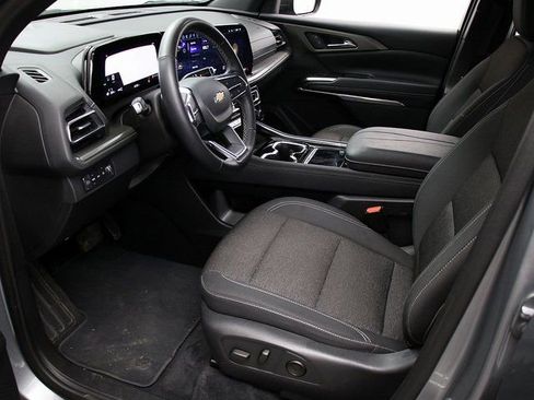 Certified 2024 Chevrolet Traverse LT image 10