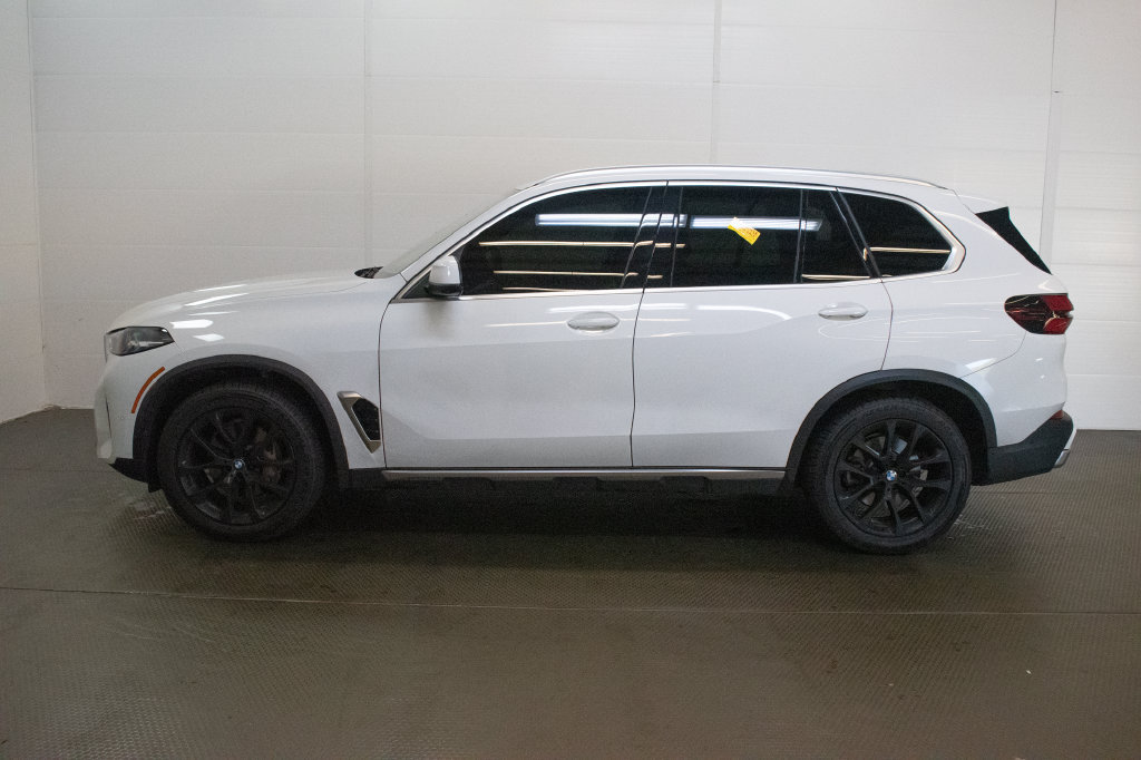 Used 2024 BMW X5 xDrive40i w/ Parking Assistance Package AWD/4WD image 7