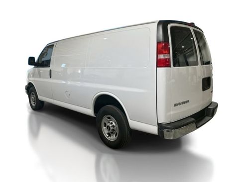 Used 2024 GMC Savana 2500 w/ Driver Convenience Package RWD image 6