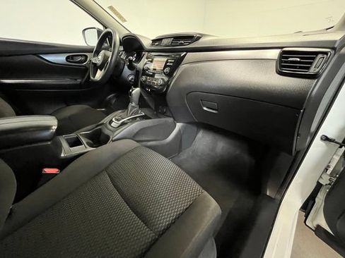 Used 2018 Nissan Rogue Sport S AWD/4WD image 10