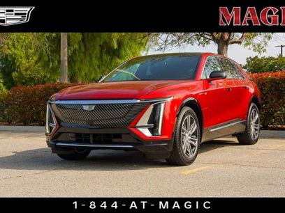 New 2025 Cadillac Lyriq Luxury
