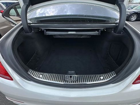 Used 2017 Mercedes-Benz S 550 Sedan image 32