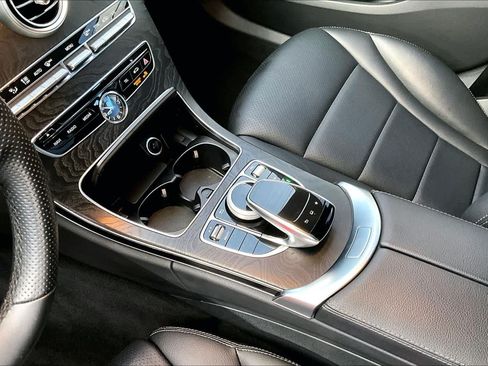 Used 2015 Mercedes-Benz C 300 4MATIC Sedan image 17