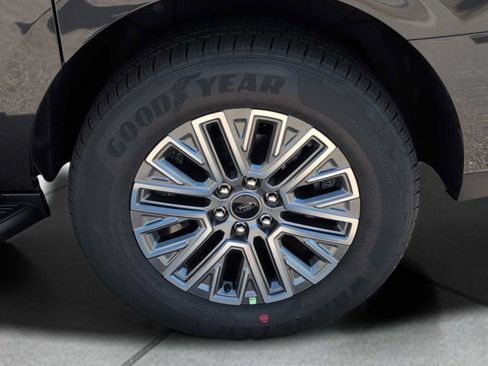 New 2026 Ford Expedition Max Platinum AWD/4WD image 12