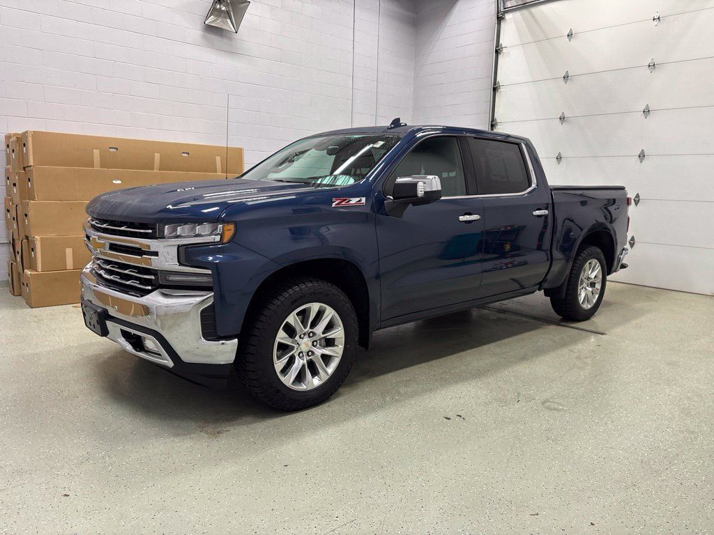 Used 2021 Chevrolet Silverado 1500 LTZ w/ Technology Package AWD/4WD image 9