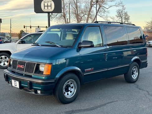 Used 1994 GMC Safari SLX AWD 3dr Extended Mini Van image 4
