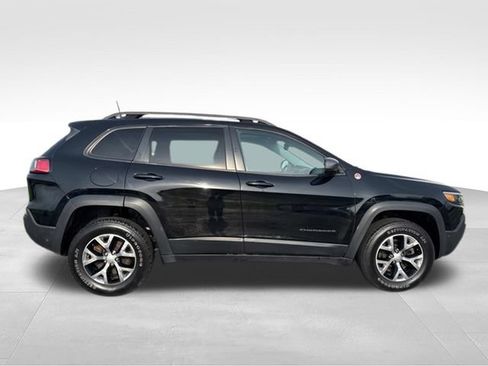 Used 2019 Jeep Cherokee Trailhawk AWD/4WD image 18